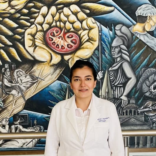 Dra. Amanda Ramírez, Nefrología en Guadalajara